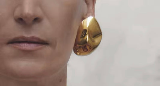 BRINCO EXHALE DOURADO