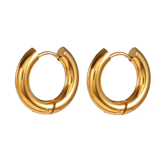 GOLDEN JADA RINGS