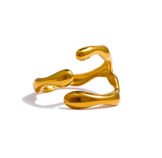 GOLDEN BOLD RING