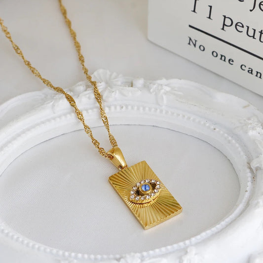TALISMAN NECKLACE