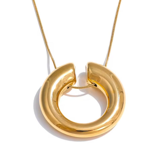 COLAR OMÃ DOURADO